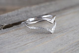 14k White Gold Arrow Double Row Diamond Fashion Ring Pointer Band