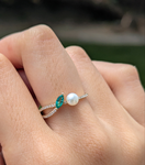 Natural emerald and diamond ring 14k yellow gold