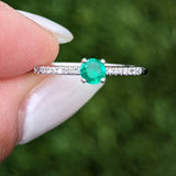 Round Green Emerald And Diamond Ring FR0100E