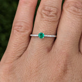 Round Green Emerald And Diamond Ring FR0100E