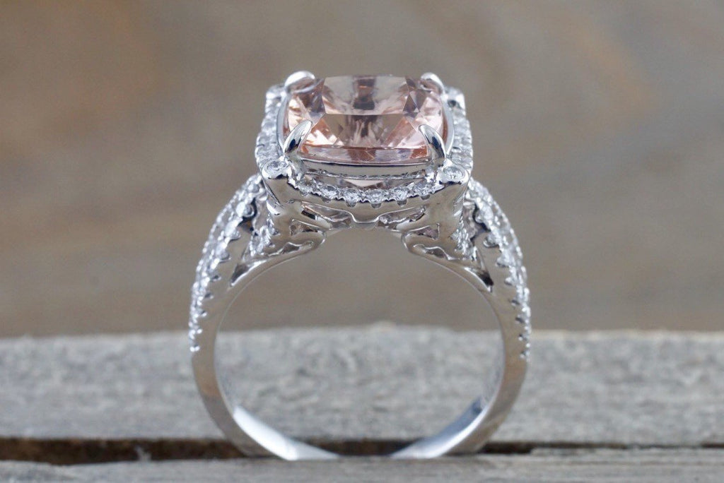 1 Carat Emerald Cut Diamond Engagement Ring in 18K Gold – GEMNOMADS