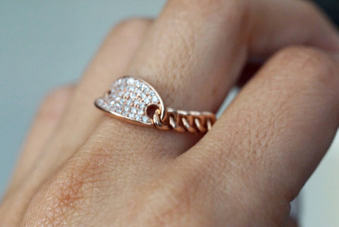 Oval Pave Diamond Tag Chain Link Ring