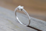 18k Gold Emerald Diamond Band Ring FR01005